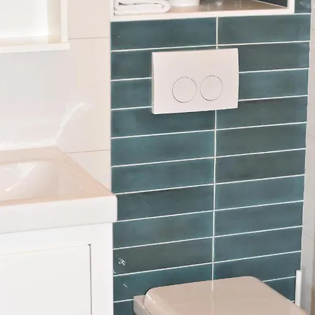 Charming Stone House In Old Town شقة تْسافتات