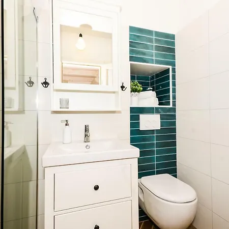 Charming Stone House In Old Town Apartamento