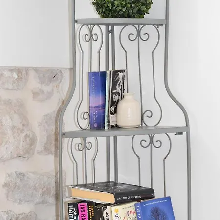 アパート Charming Stone House In Old Town ツァヴタット