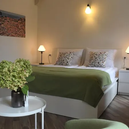 Apartamento Charming Stone House In Old Town