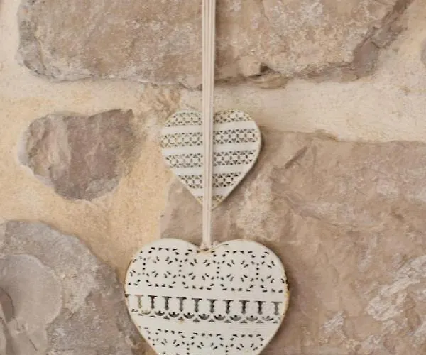 Charming Stone House In Old Town Apartment *